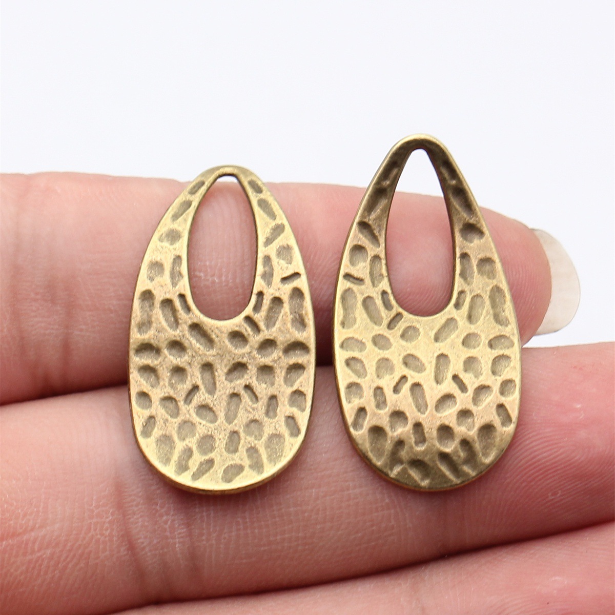 10 adet 34x18mm 5 Renk Dövülmü - Jewelry Making Hammer incelemesi ve fiyatı